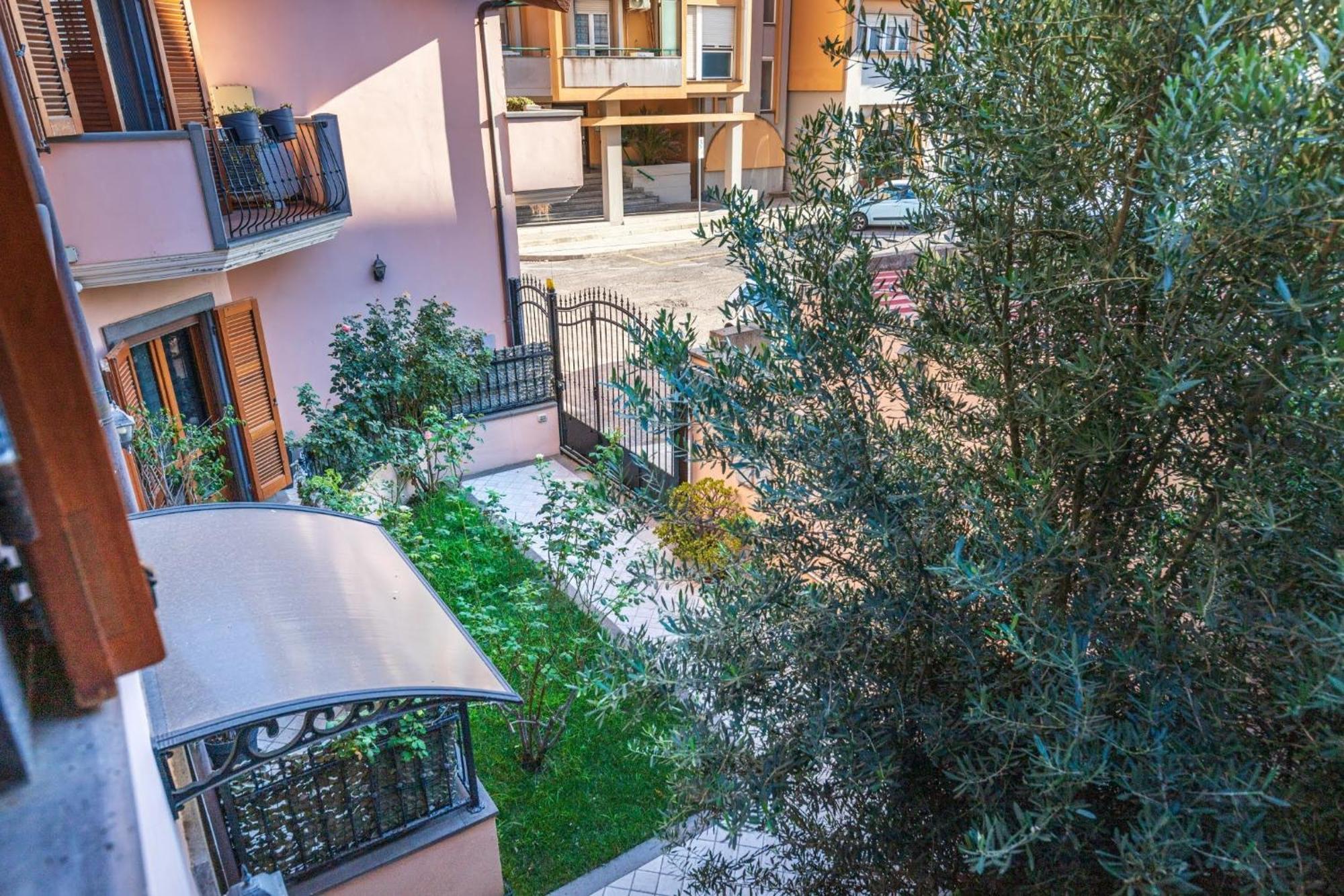 Casa Lilla 1 E 2 Apartamento Oristano Exterior foto